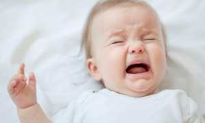 Причины появления белого налета на языке у грудничка, профилактика и лечение