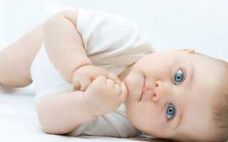 Понос у грудничка: причины и лечение