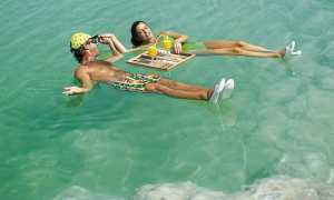 Отдых на море как способ лечения псориаза