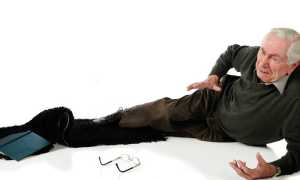 Перелом шейки бедра у пожилых людей — причины, симптомы и типы, диагностика, методы лечения и реабилитация