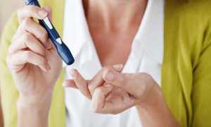 Гипогликемия — что это такое и причины, симптомы, первая помощь при приступе, лечение и профилактика