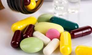 Средства от запора для пожилых — обзор эффективных слабительных лекарств с аннотацией, составом и ценой