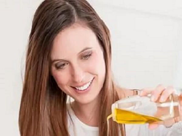 Чем полезно масло льна для женщин Льняное масло для женщин - фото