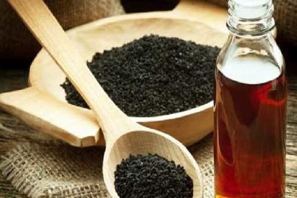 Семена черного тмина и масло Масло черного тмина - фото