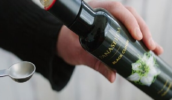 Масло черного тмина в бутылке Масло черного тмина