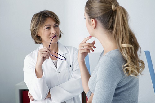 zhenshhina-u-vracha.jpg zhenshhina-u-vracha.jpg