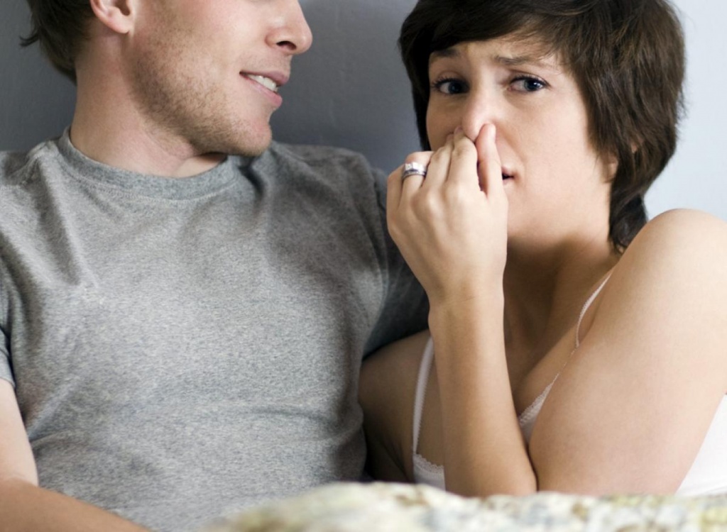 woman-turned-off-by-man-smell.jpg woman-turned-off-by-man-smell.jpg